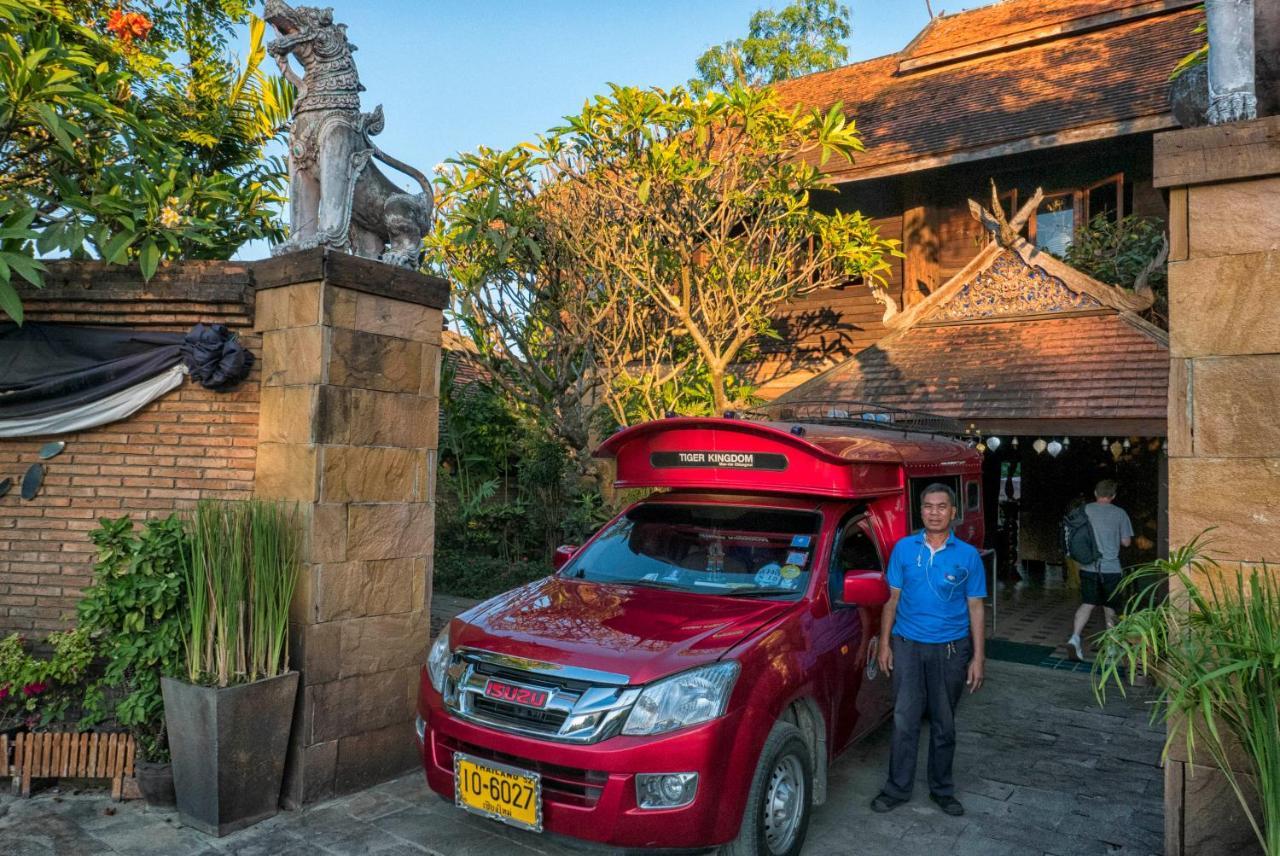 Ban Sabai Village Resort & Spa Chiang Mai Exteriör bild